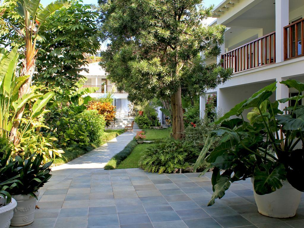 Rosedon Hotel Pembroke Buitenkant foto